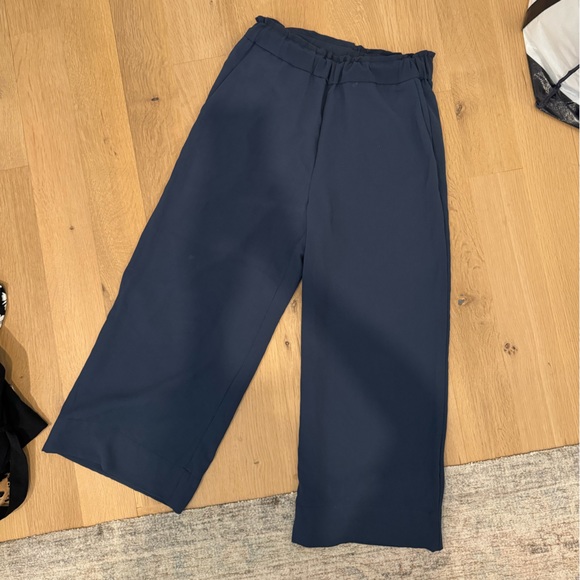 Gaucho pants - Picture 1 of 1